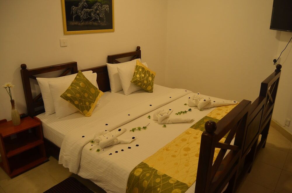 Нувара-Элия: Golden Grove Villa