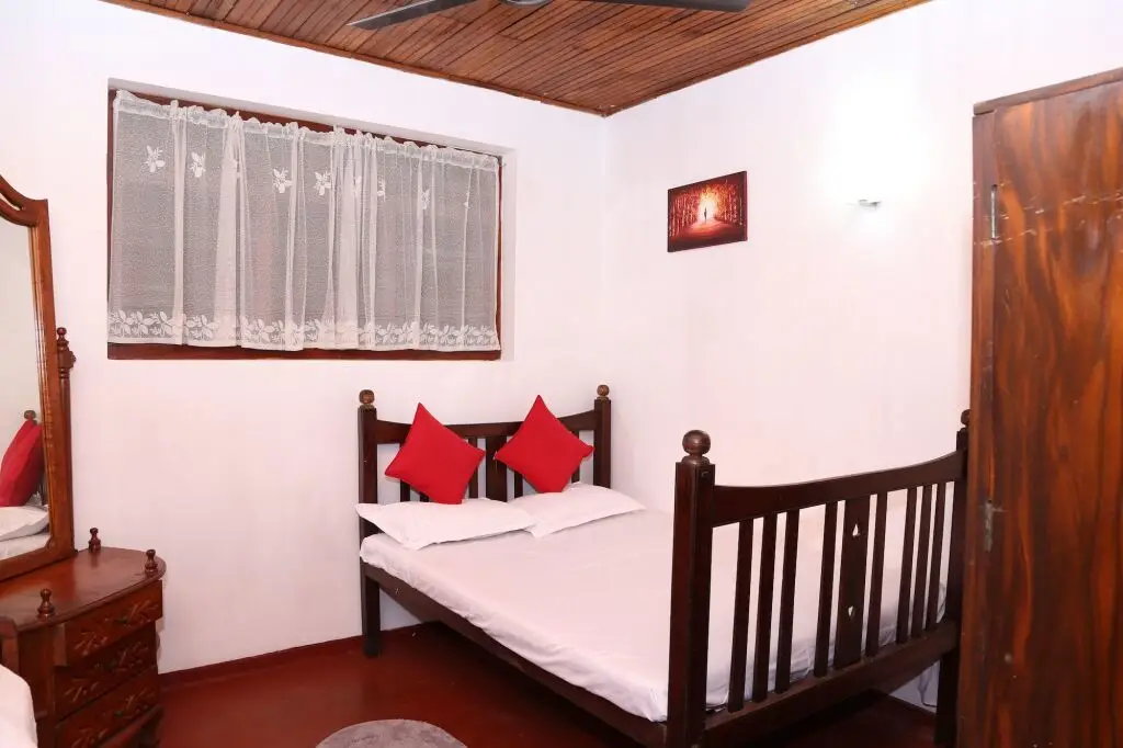 Хиккадува: Sydney Homestay