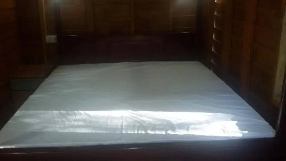 Батала: Elephant corridori camping