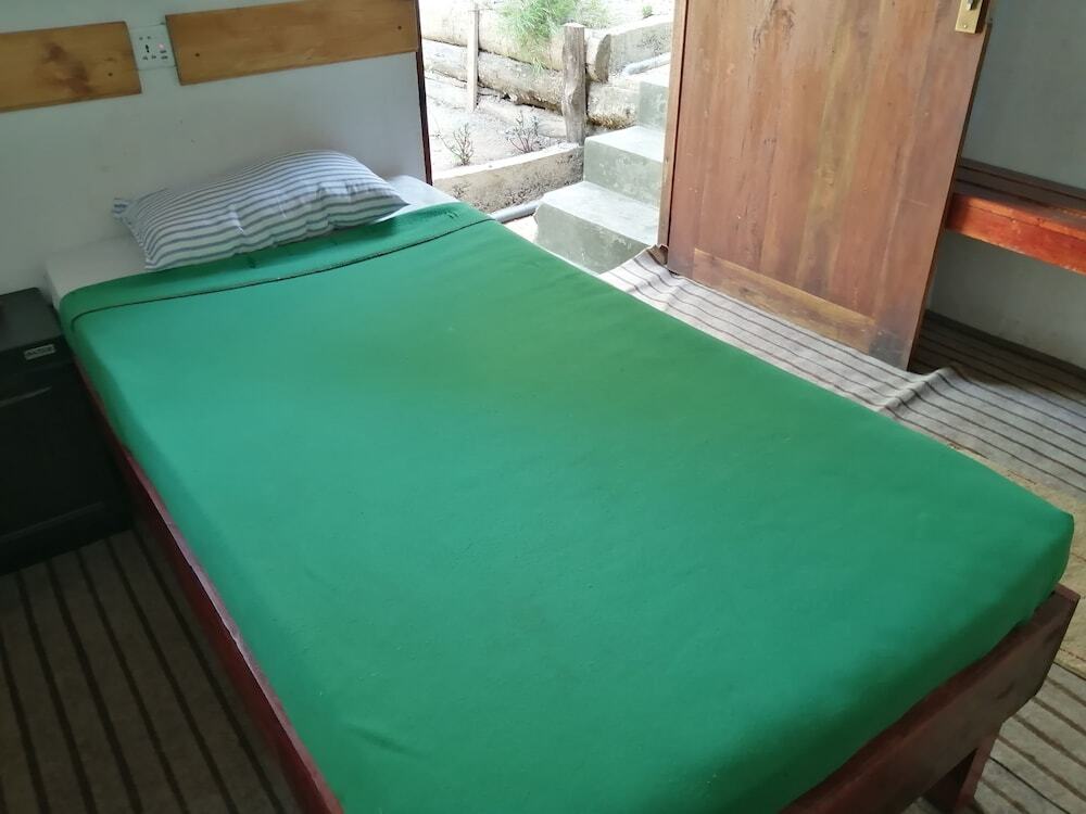 Элла: Foret De Vill - Hostel