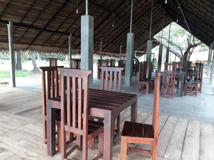 Полоннарува: Kamatha Resort