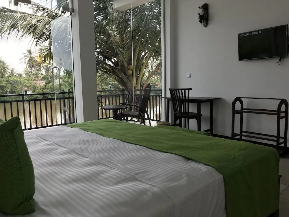 Галле: Galle Riverside Apartments
