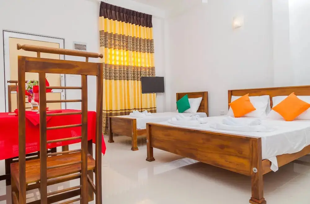 Катунаяке: Hotel Crown Plaza Katunayake