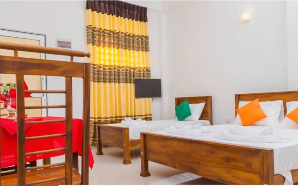 Катунаяке: Hotel Crown Plaza Katunayake