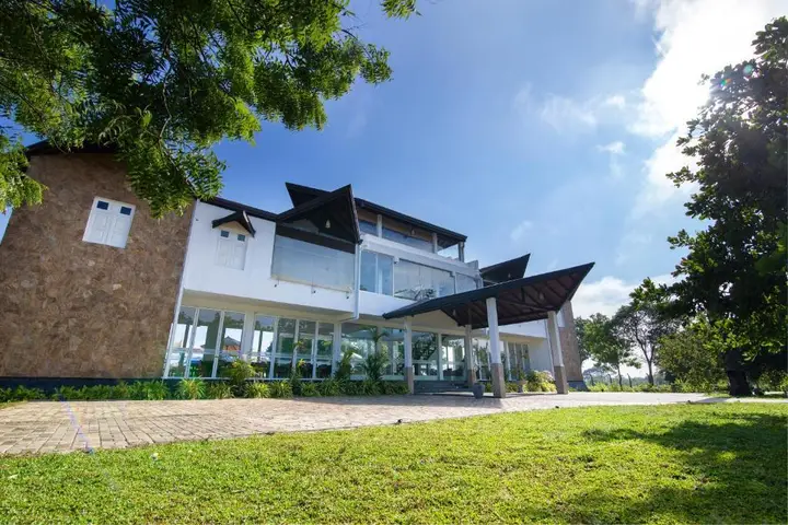 Анурадхапура: Subaseth Villa