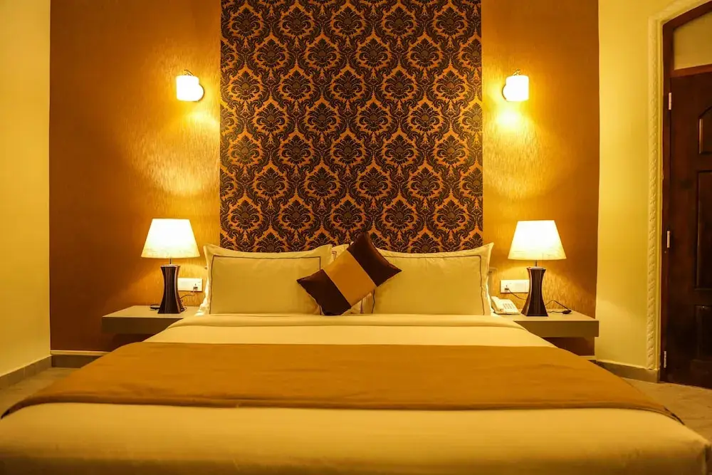 Канди: Royal Classic Resort