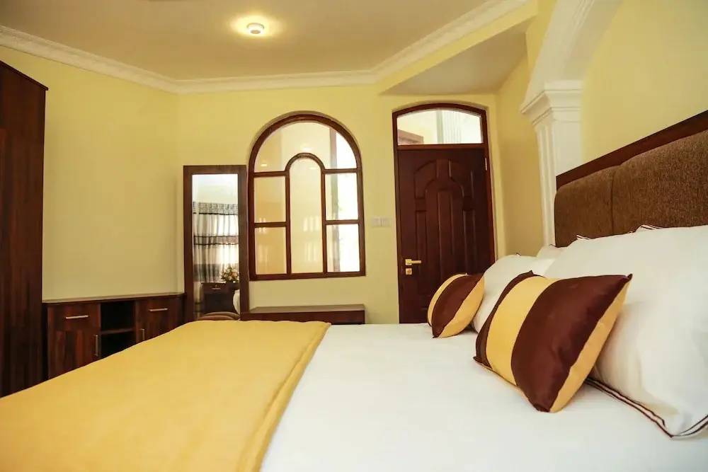 Канди: Royal Classic Resort