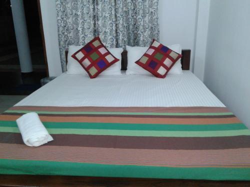 Удавалаве: Golden Pearl Safari Villa