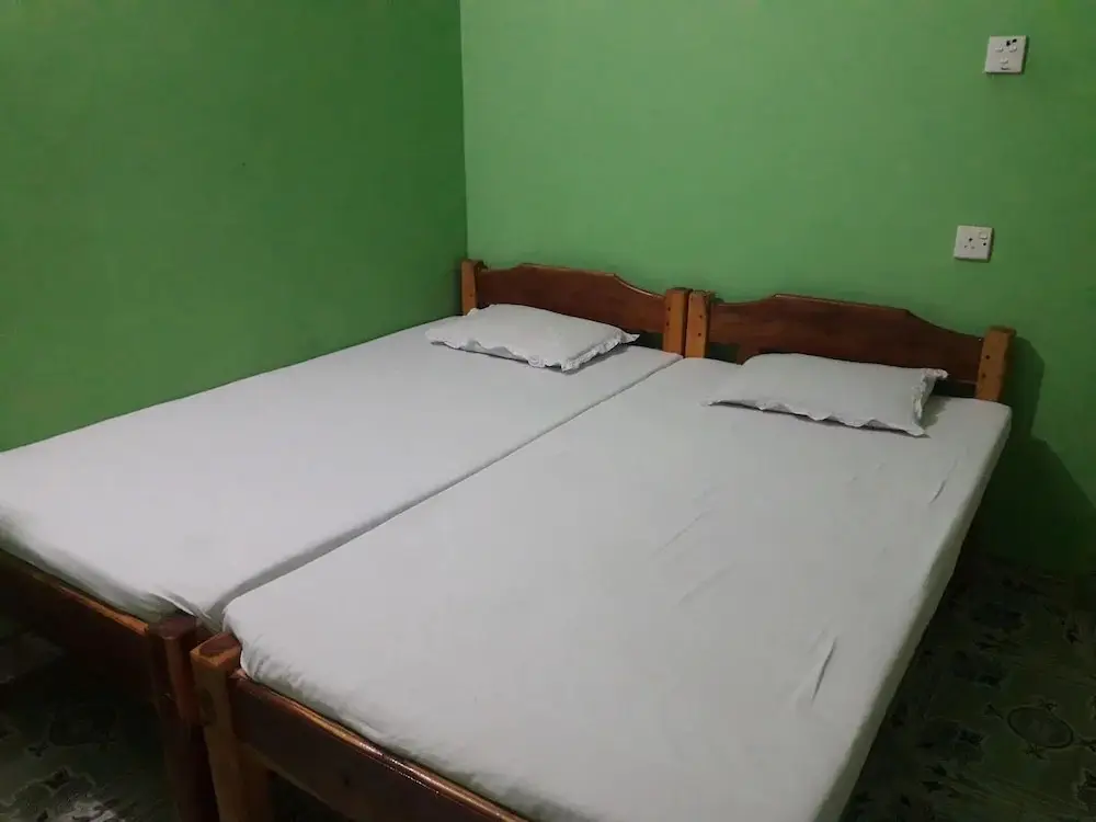 Калкудах: Simla Inn Tourist Guest House