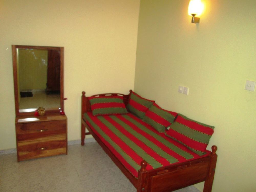 Унаватуна: Unawatuna Apartments