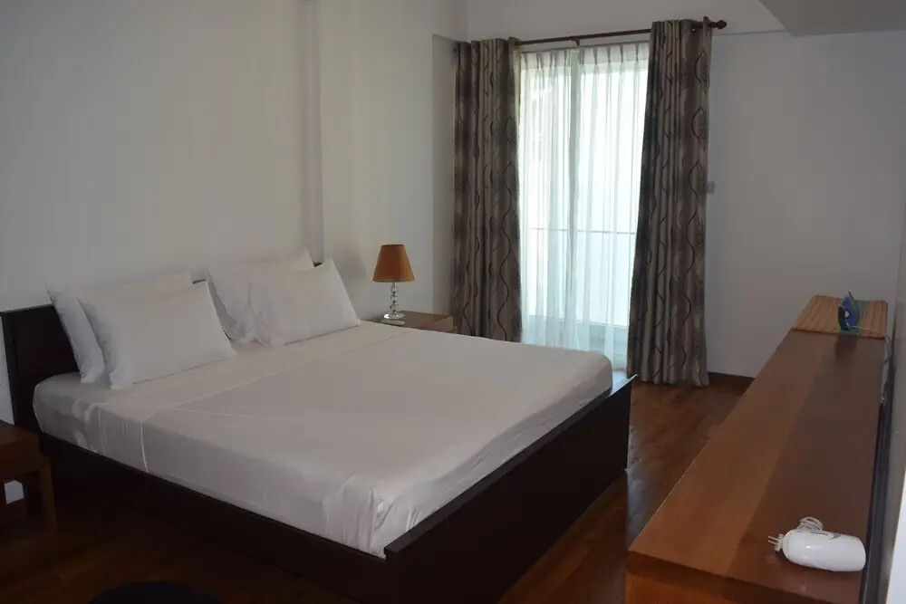 Коломбо: Monarch Bold Apartments