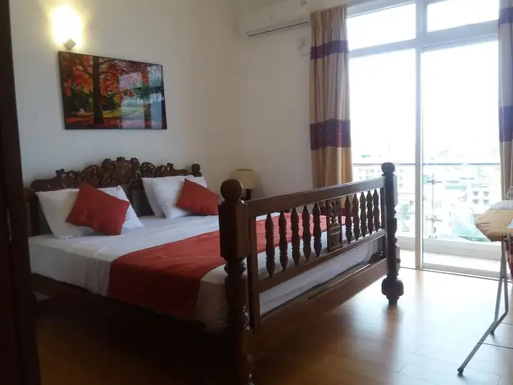 Коломбо: Colombo Sea View Apartment