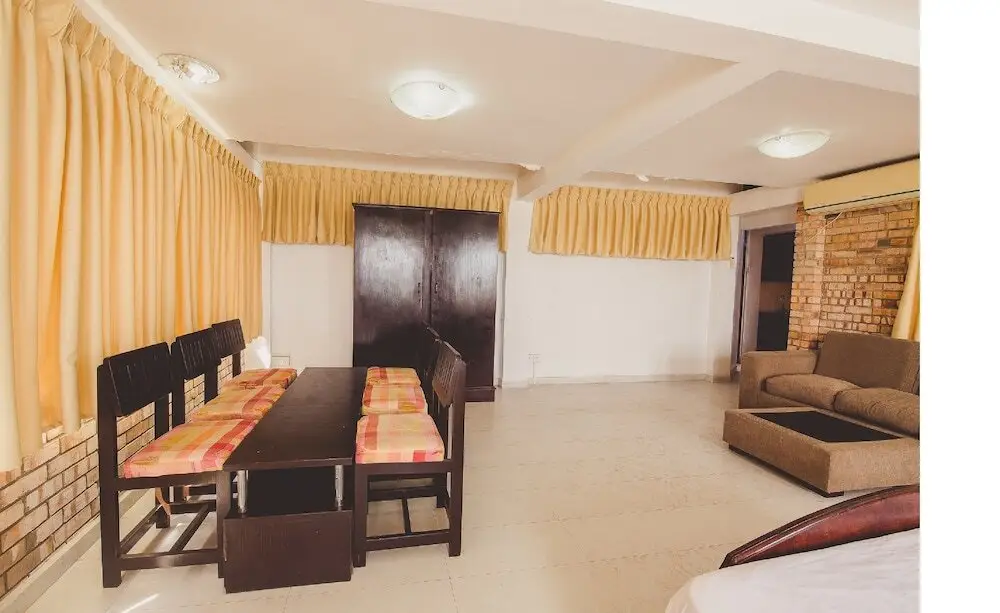 Коломбо: Marina Bay Apartments
