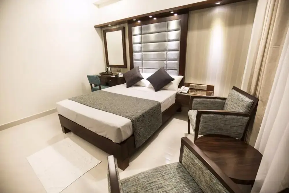 Келания: Grand 7 Hotel Kesbewa