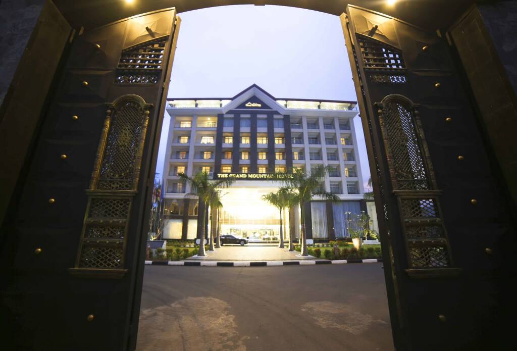Курунегала: The Grand Mountain Hotel
