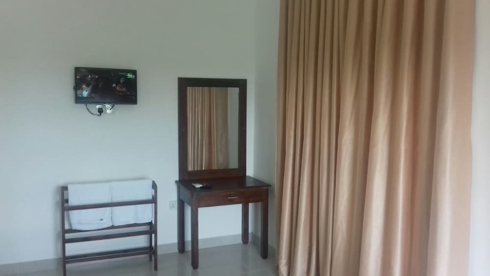 Анурадхапура: Padmasiri Holiday Resort