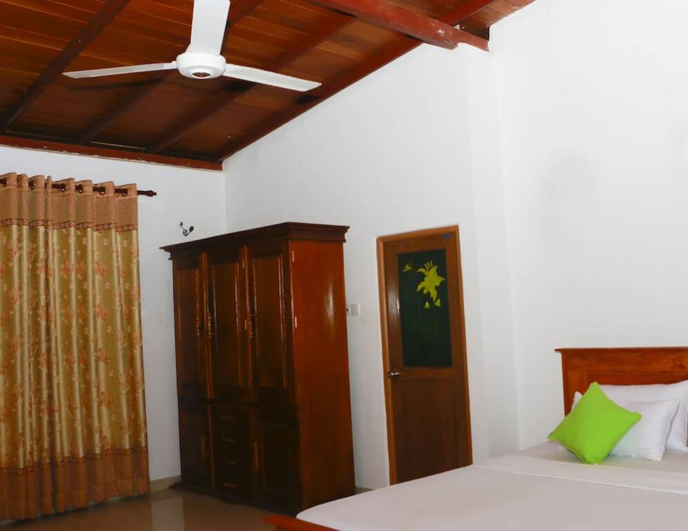 Хиккадува: Darshani Hikka Villa
