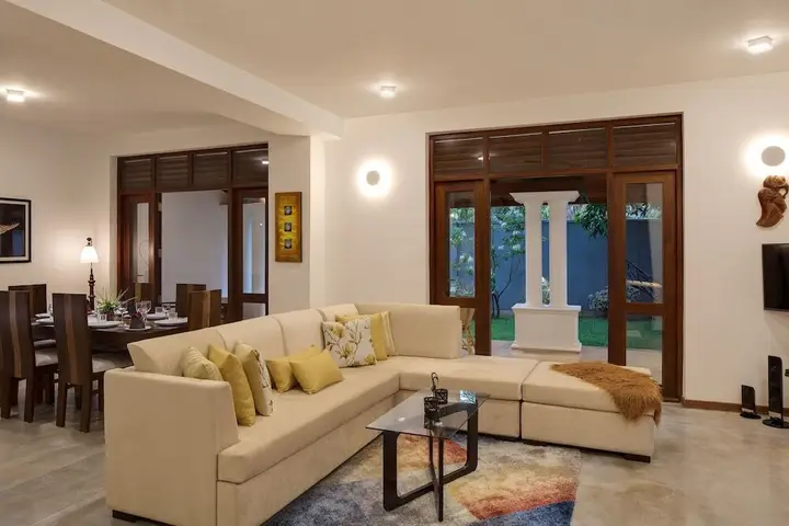 Хиккадува: Ballarat Luxury Villa