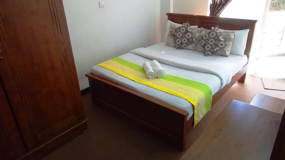 Нувара-Элия: The Miller Apartment