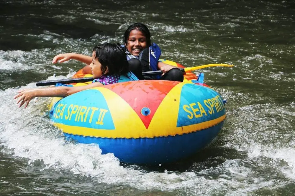 Ратнапура: Monsoon Adventure Park