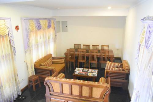 Нувара-Элия: Yoho Olina Lake Inn