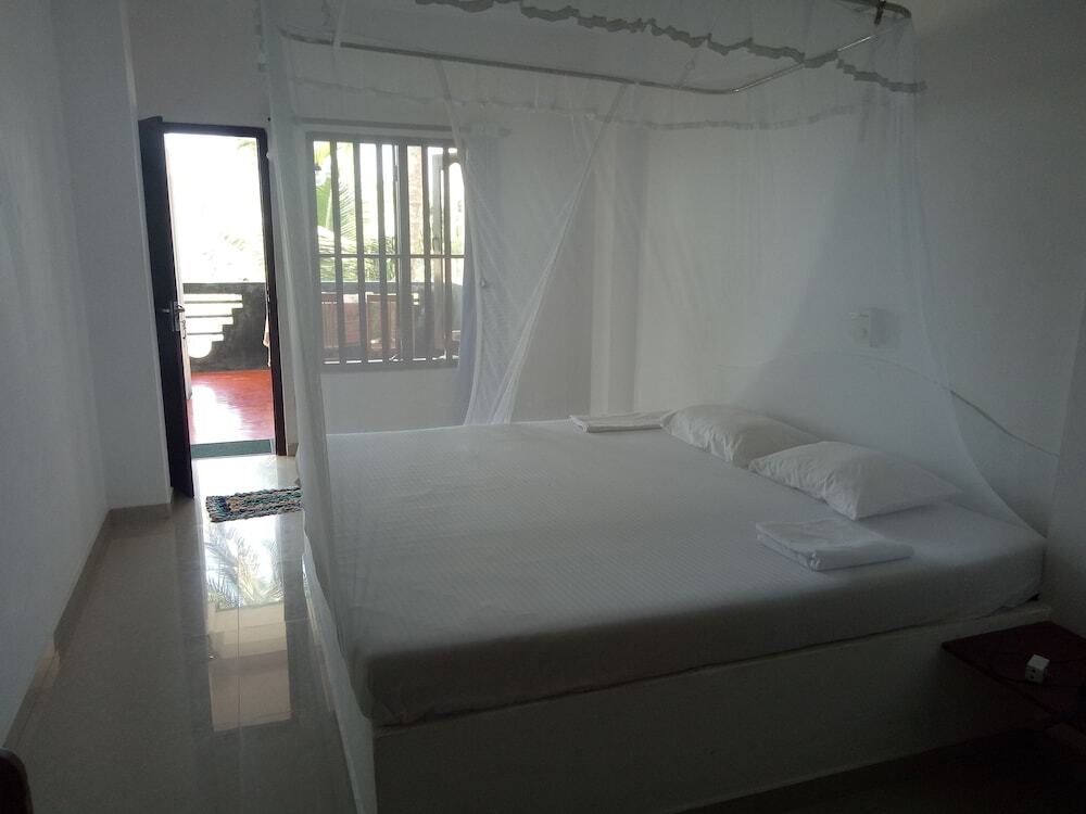 Пинканда: Githmini Beach Guest House & Toures