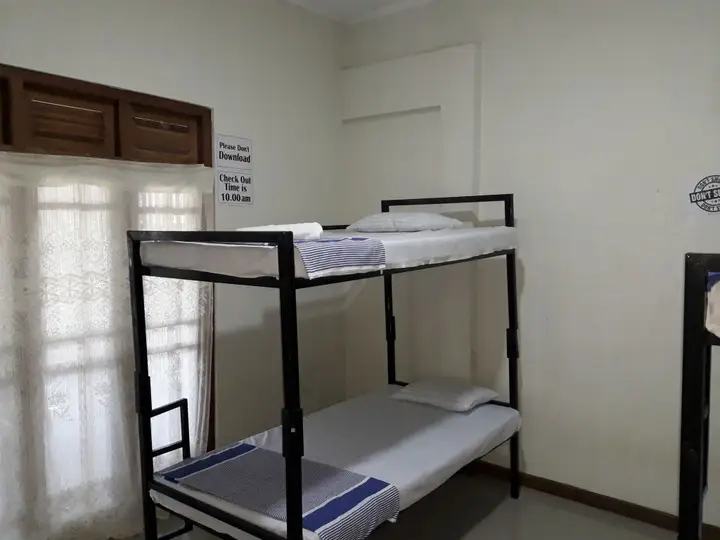 Канди: Unique View Hotel - Hostel