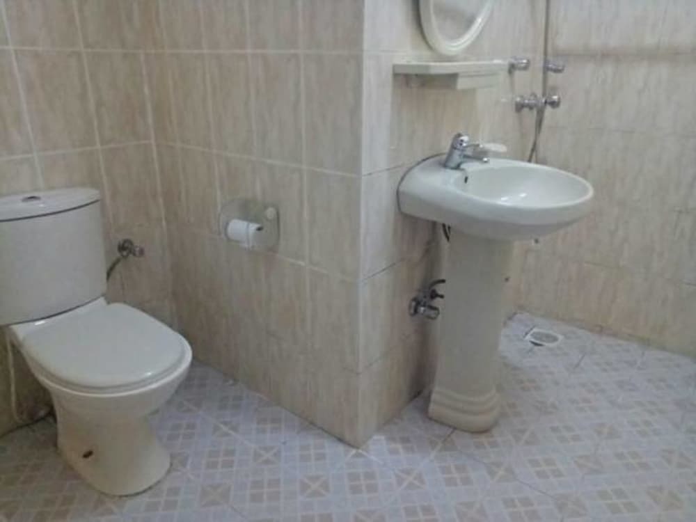 Нувара-Элия: Royal Garden Hotel
