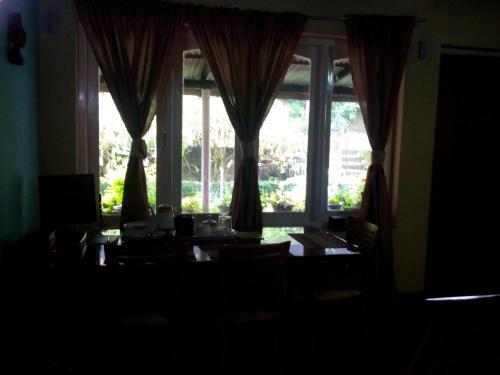 Нувара-Элия: Little England Home stay