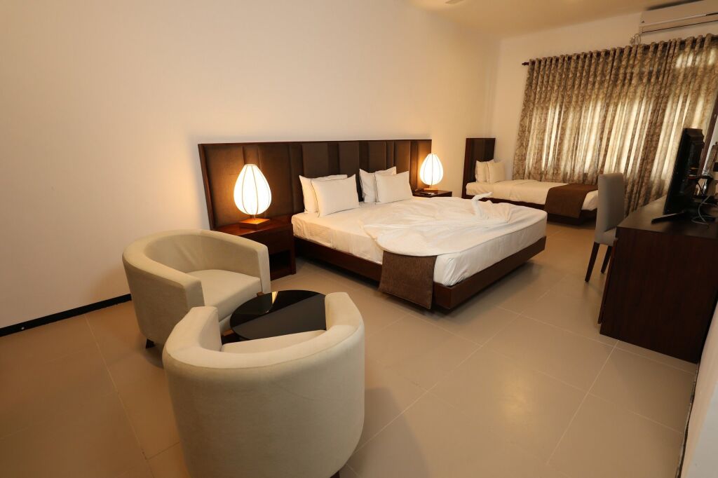 Индурува: Joe's Resort Bentota