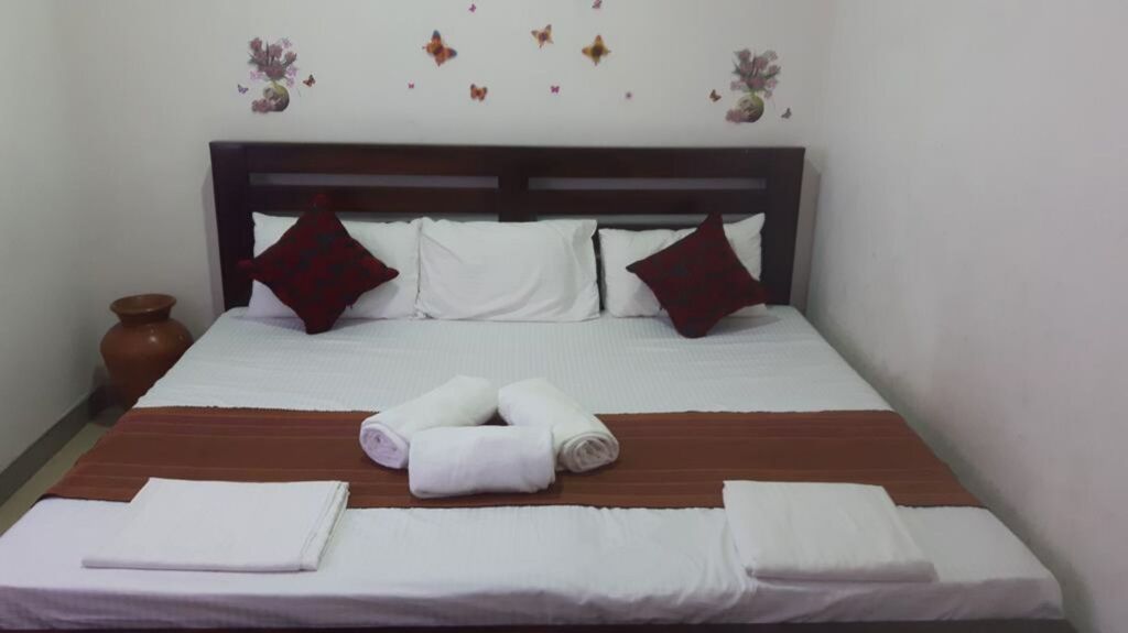 Канди: Gamage friendly home