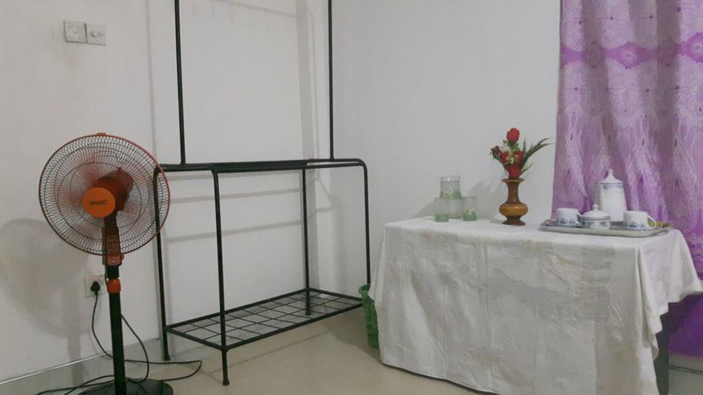 Канди: Gamage friendly home