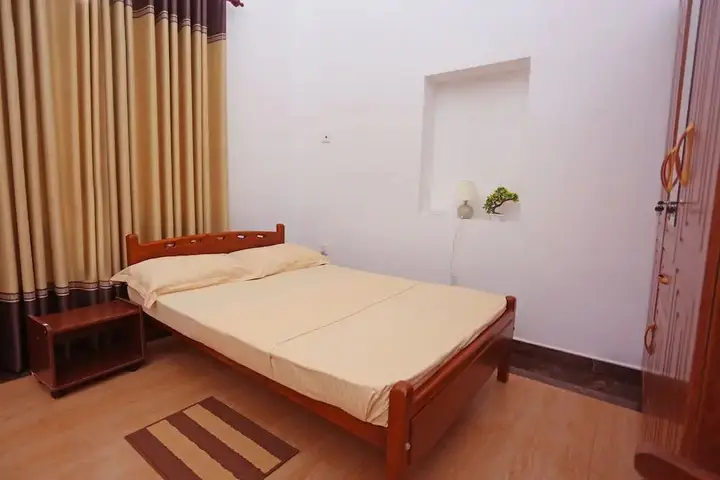 Галле: Villa 26