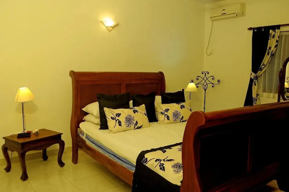 Вайккал: villa suriyagaha hotel