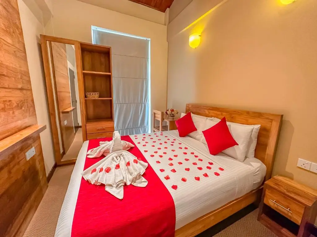Нувара-Элия: LOTUS Luxury Apartment