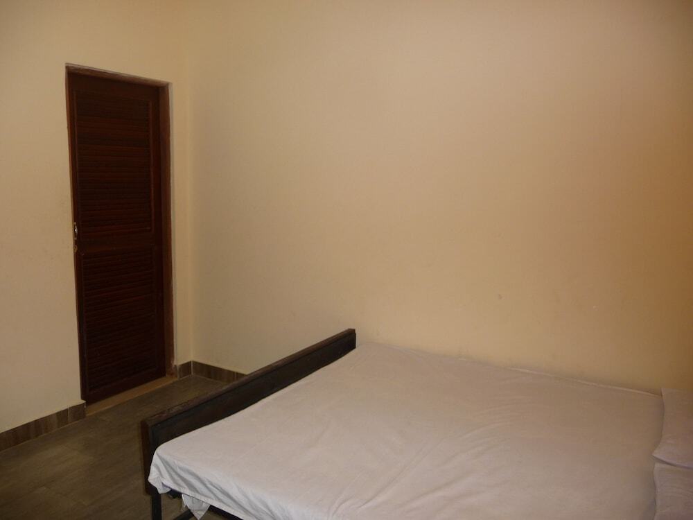 Катарагама: Palugaha Pilgrim Resort