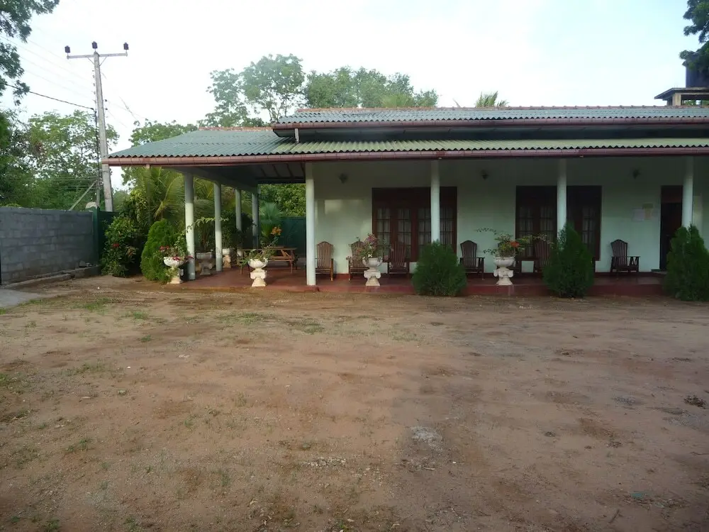 Катарагама: Palugaha Pilgrim Resort