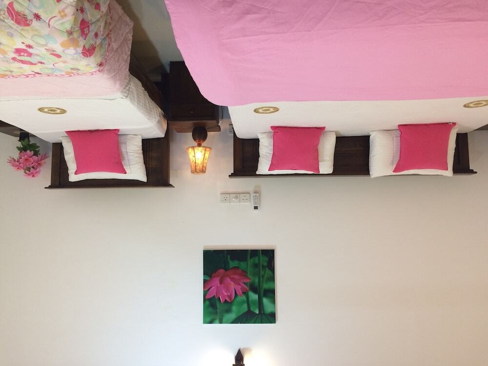 Велигама: Lo hostel