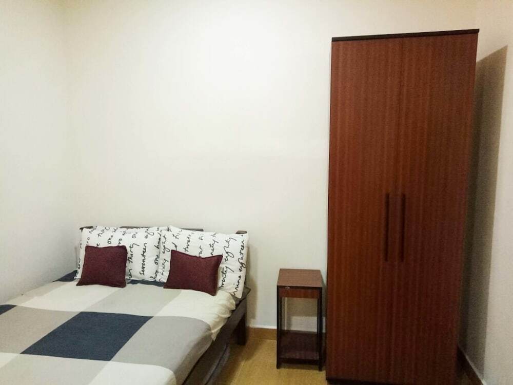 Гора Lavinia: Yoho Villa 84