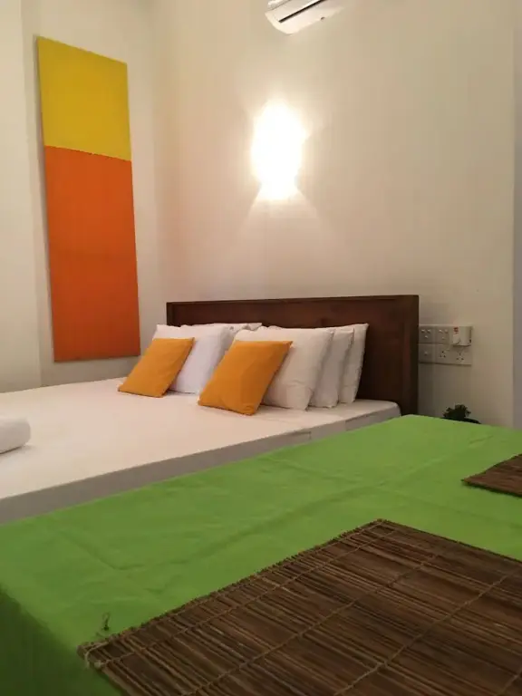 Негомбо: the saffron airport villa