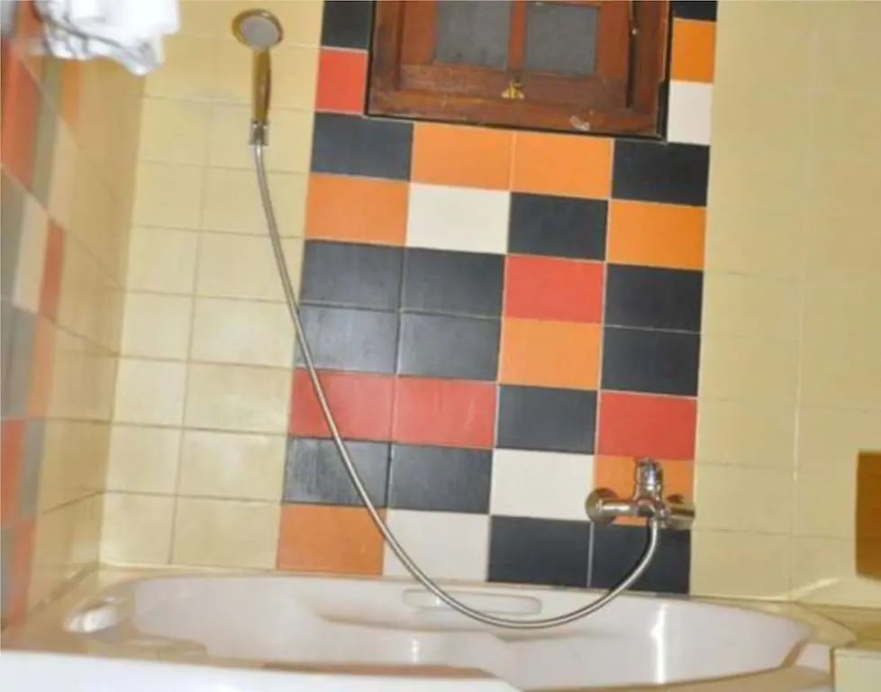 Нувара-Элия: Yoho Yenisey Lake View Bungalow