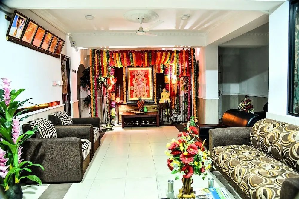 Хаттон: Sri Krishna Bhavan Hotel