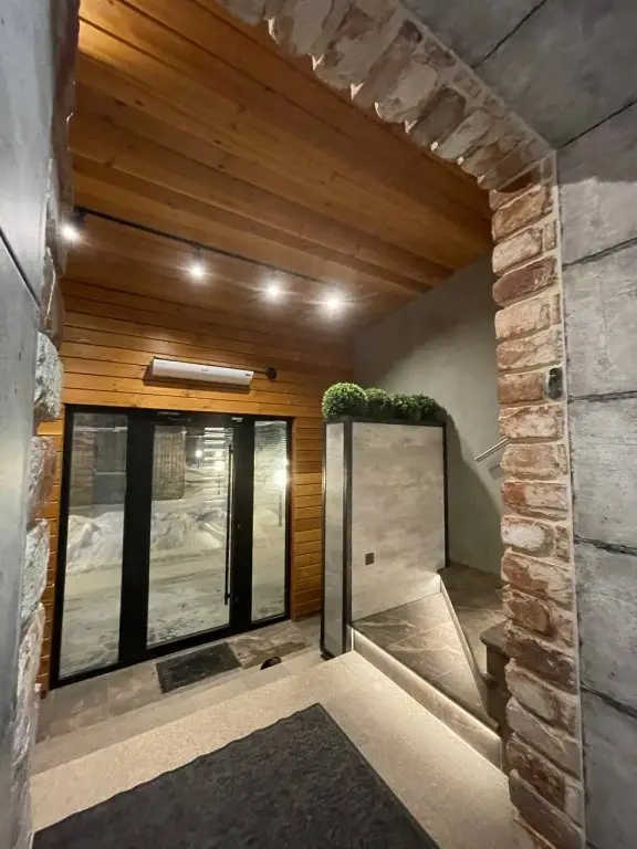 Большой Исток: Отель Айсберг Apart & Spa