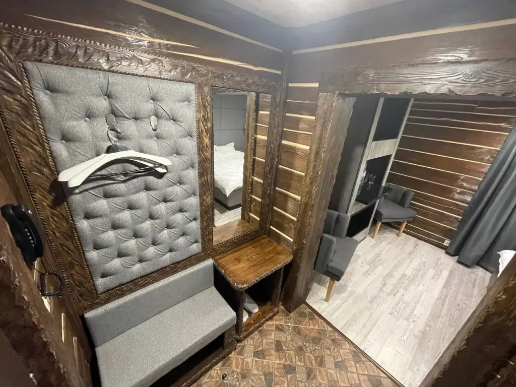 Большой Исток: Отель Айсберг Apart & Spa