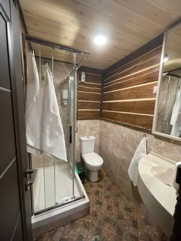 Большой Исток: Отель Айсберг Apart & Spa