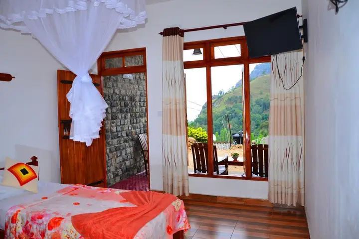 Элла: Paraiso Guest House