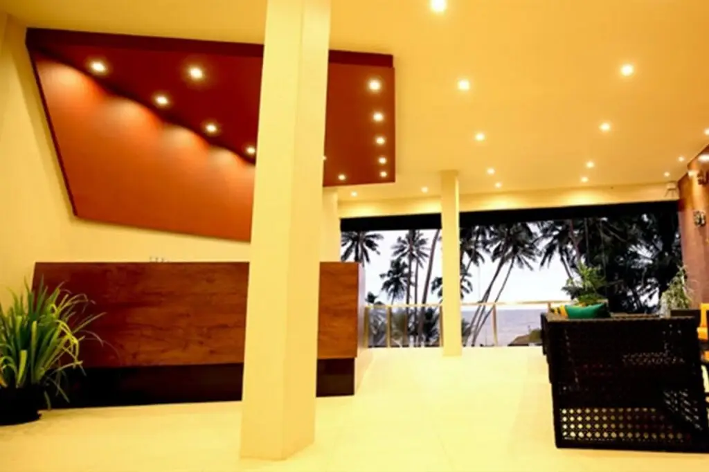 Хиккадува: Amadeo Beach Resort