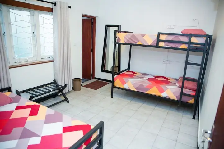 Коломбо: Tuk Tuk Hostels