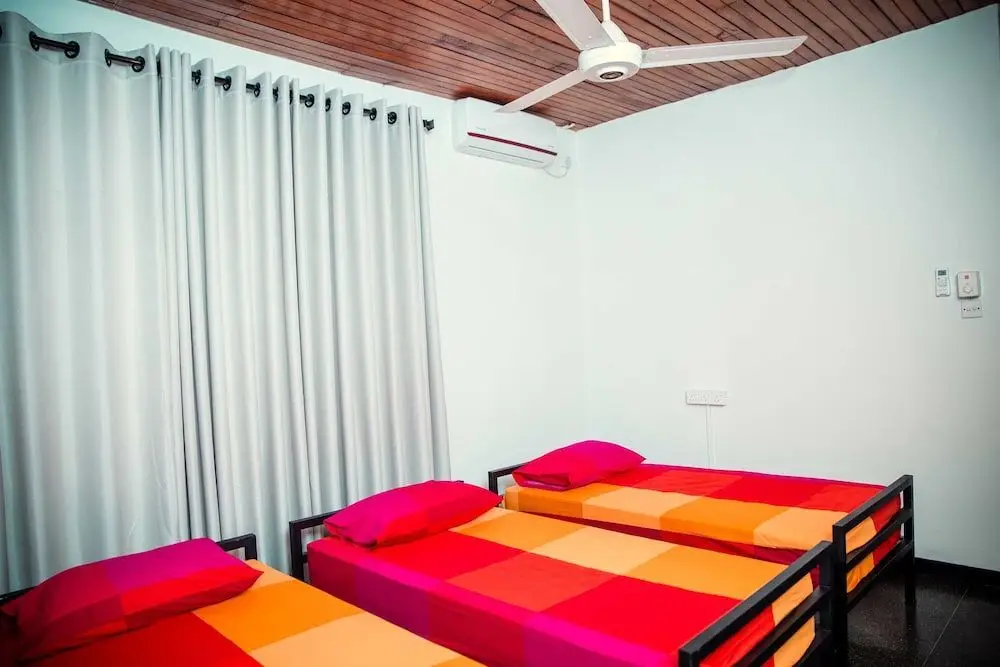 Коломбо: Tuk Tuk Hostels
