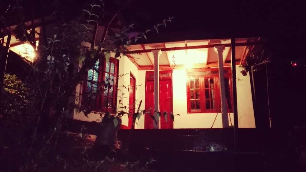 Богаванталава: St Clair Holiday Home